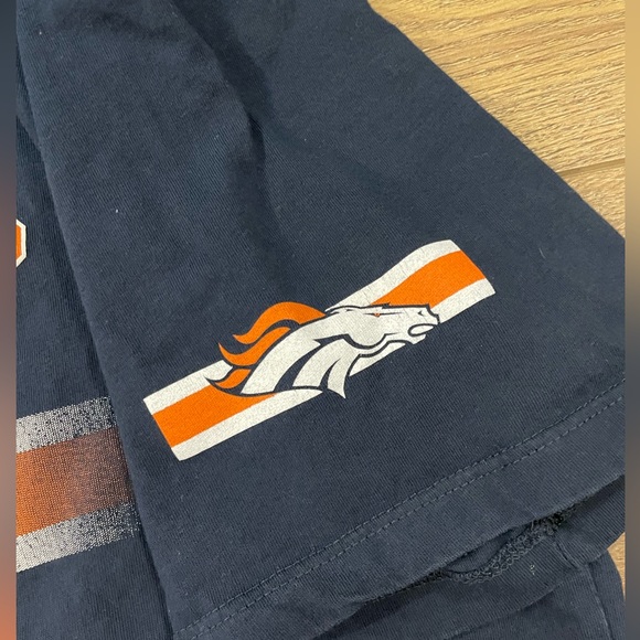 NFL Denver Broncos Logo 47 Fan Gear T-shirt Large - Picture 4 of 5